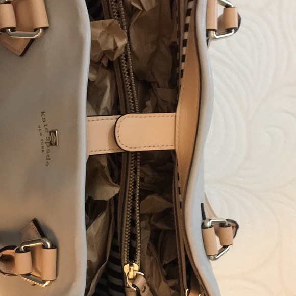 Kate Spade leather purse - Picture 7 of 7